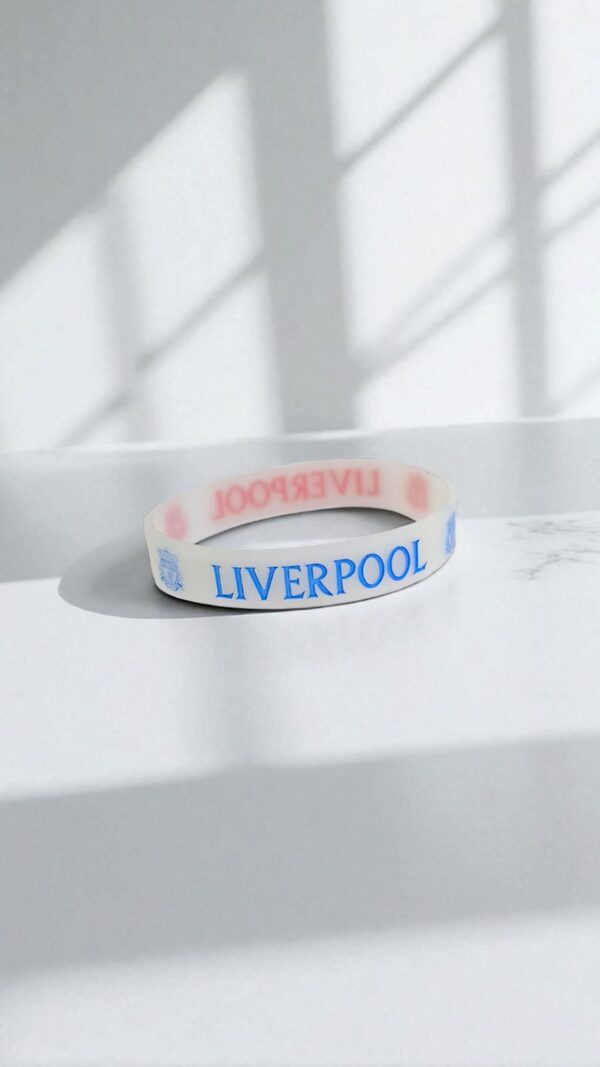 Браслет силиконовый Liverpool арт.tr1890 красный с синим