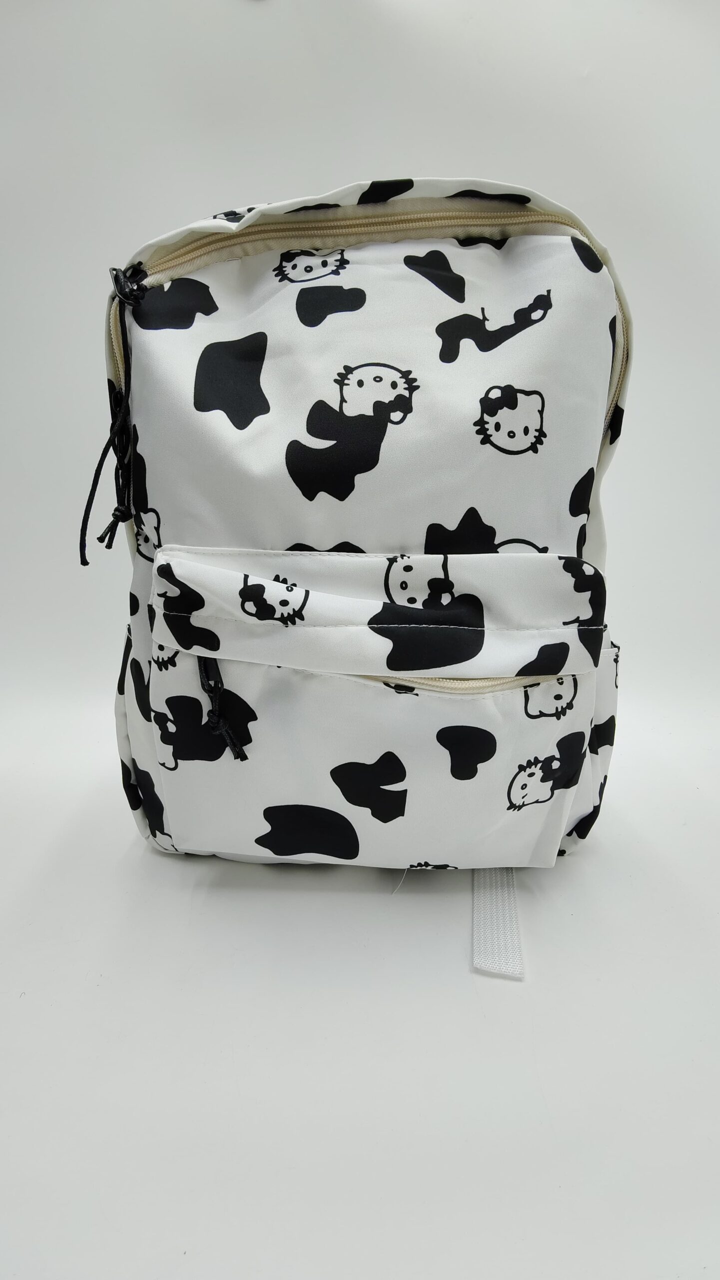 Рюкзак Китти 5000тг Рюкзак Китти 5000тг