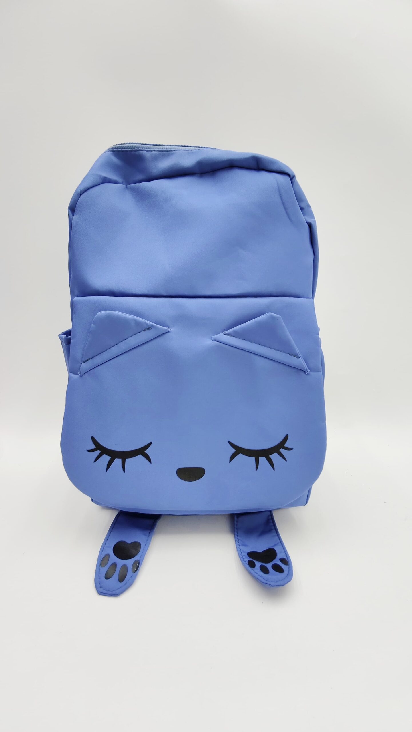 Рюкзак с лапками 5000тг Рюкзак с лапками 5000тг