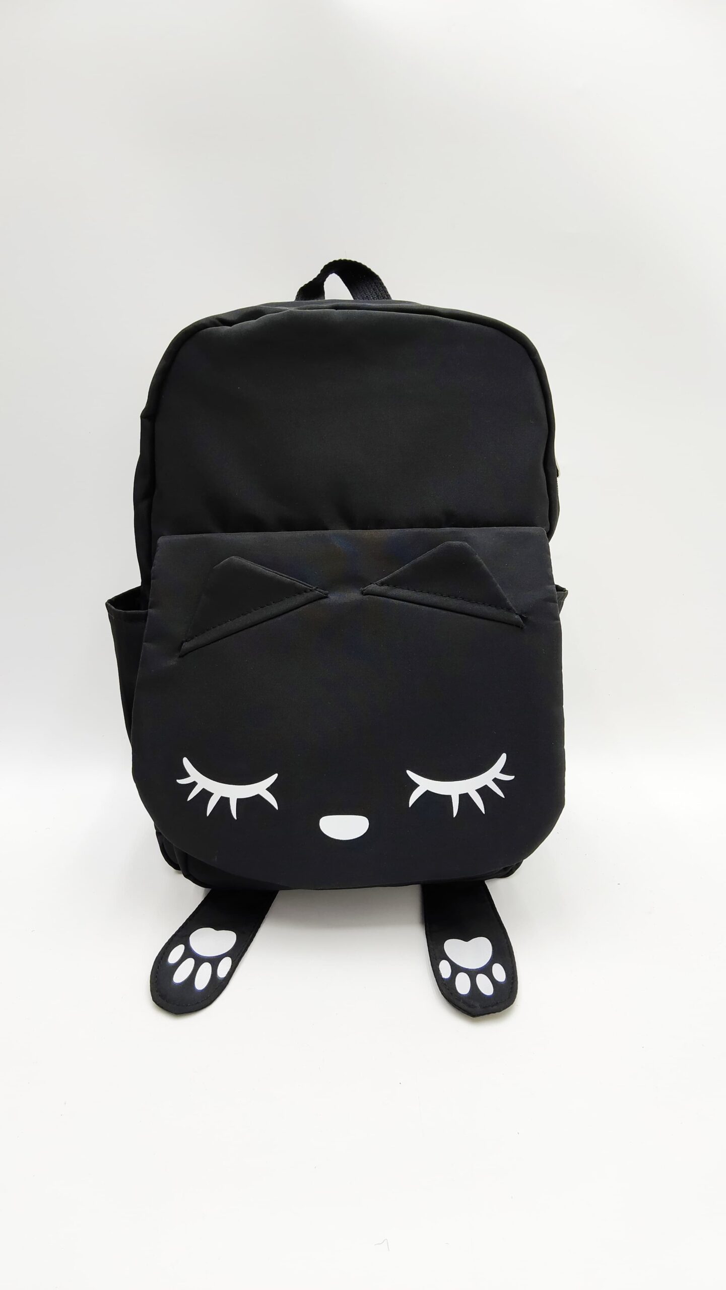 Рюкзак с лапками 5000тг Рюкзак с лапками 5000тг