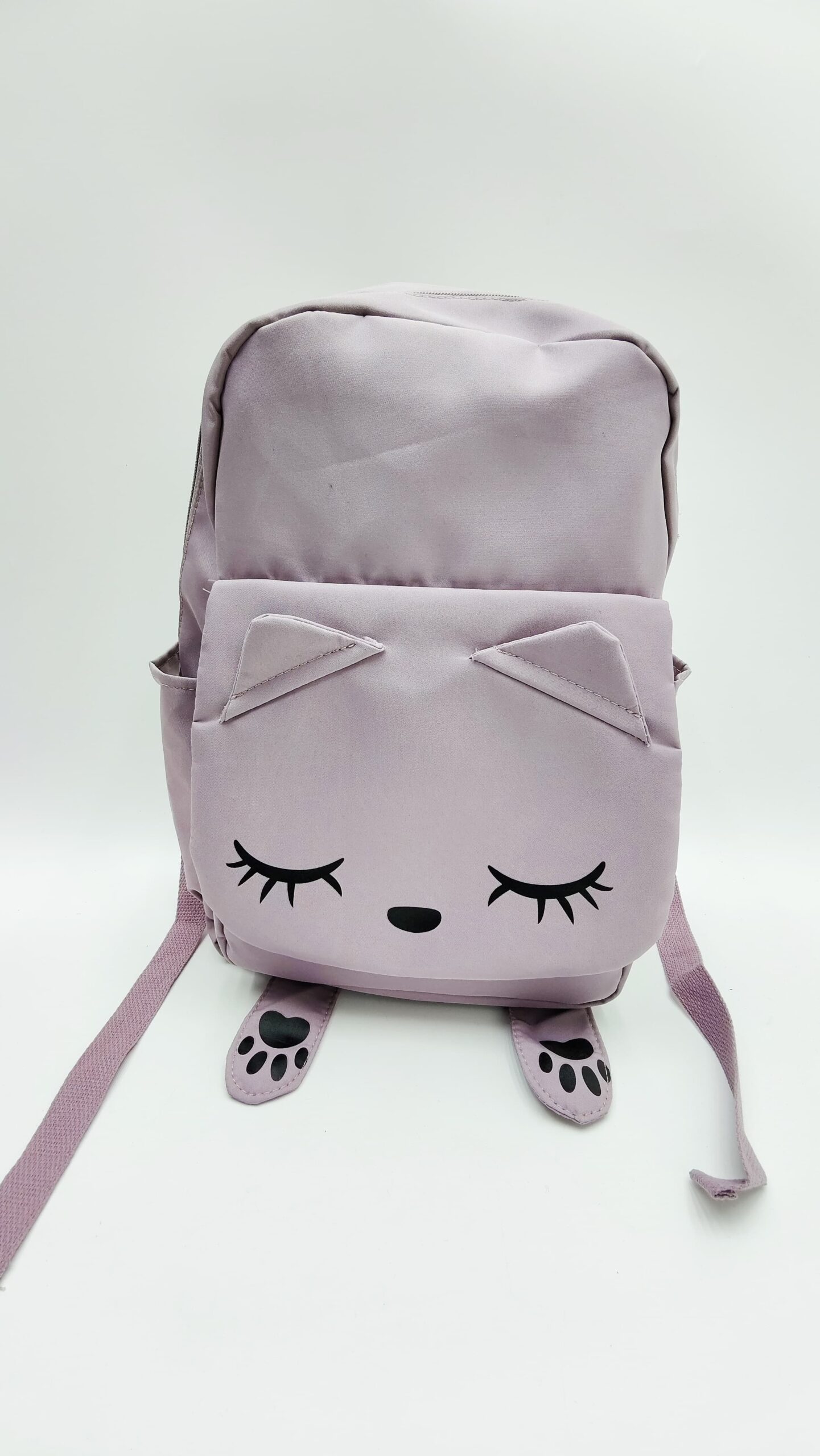 Рюкзак с лапками 5000тг Рюкзак с лапками 5000тг