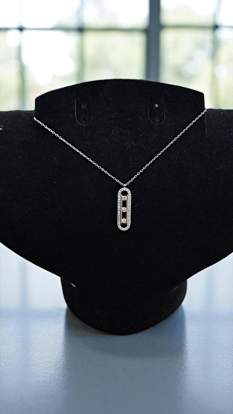 Кулон титан Messika арт.tr2125 серебро Кулон титан Messika арт.tr2125 серебро