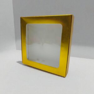 Коробка с окошком золото  20*20*4 350тг