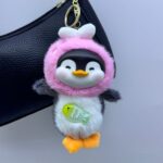 Брелок мягкий Пингвин арт.tr2753 в розовом капюшоне