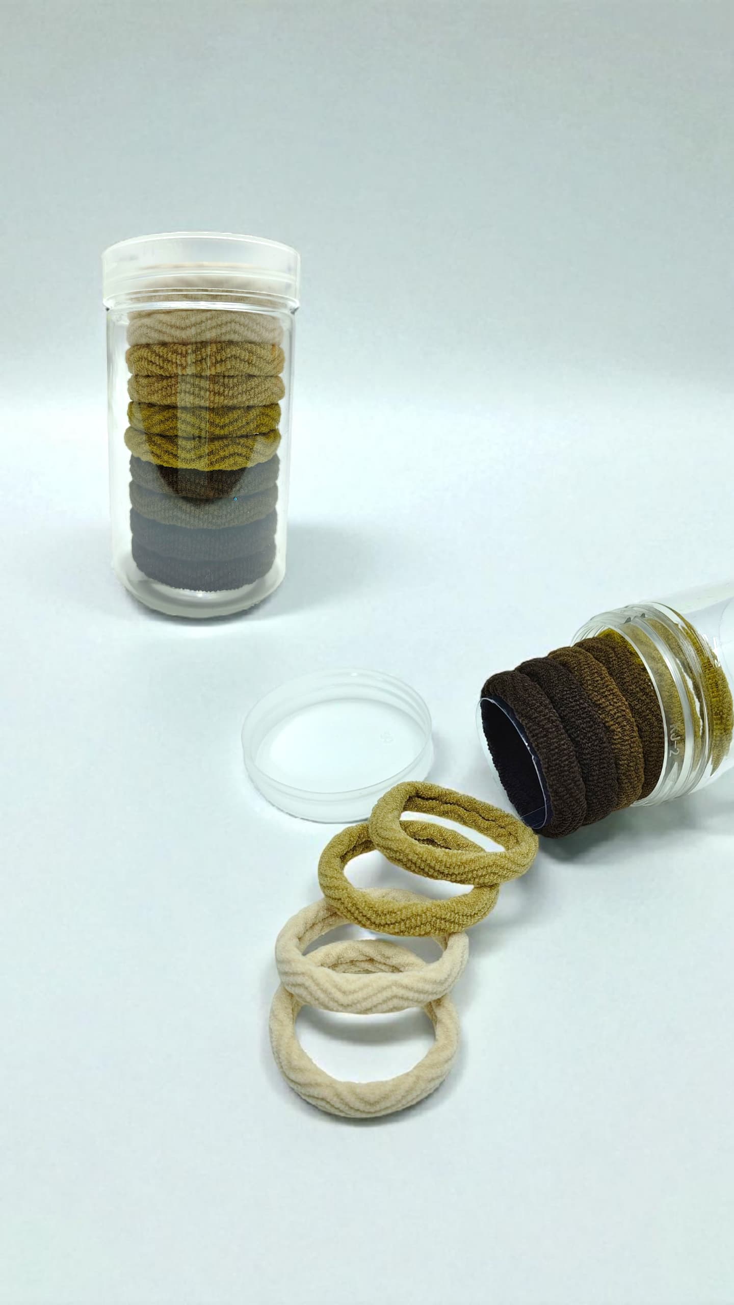 Резинки для волос в баночке арт.3986-19 коричневые Резинки для волос в баночке арт.3986-19 коричневые