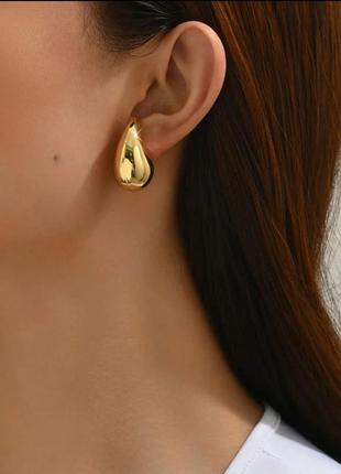 Серьги Bottega капля титан арт.tr1779 золото Серьги Bottega капля титан арт.tr1779 золото