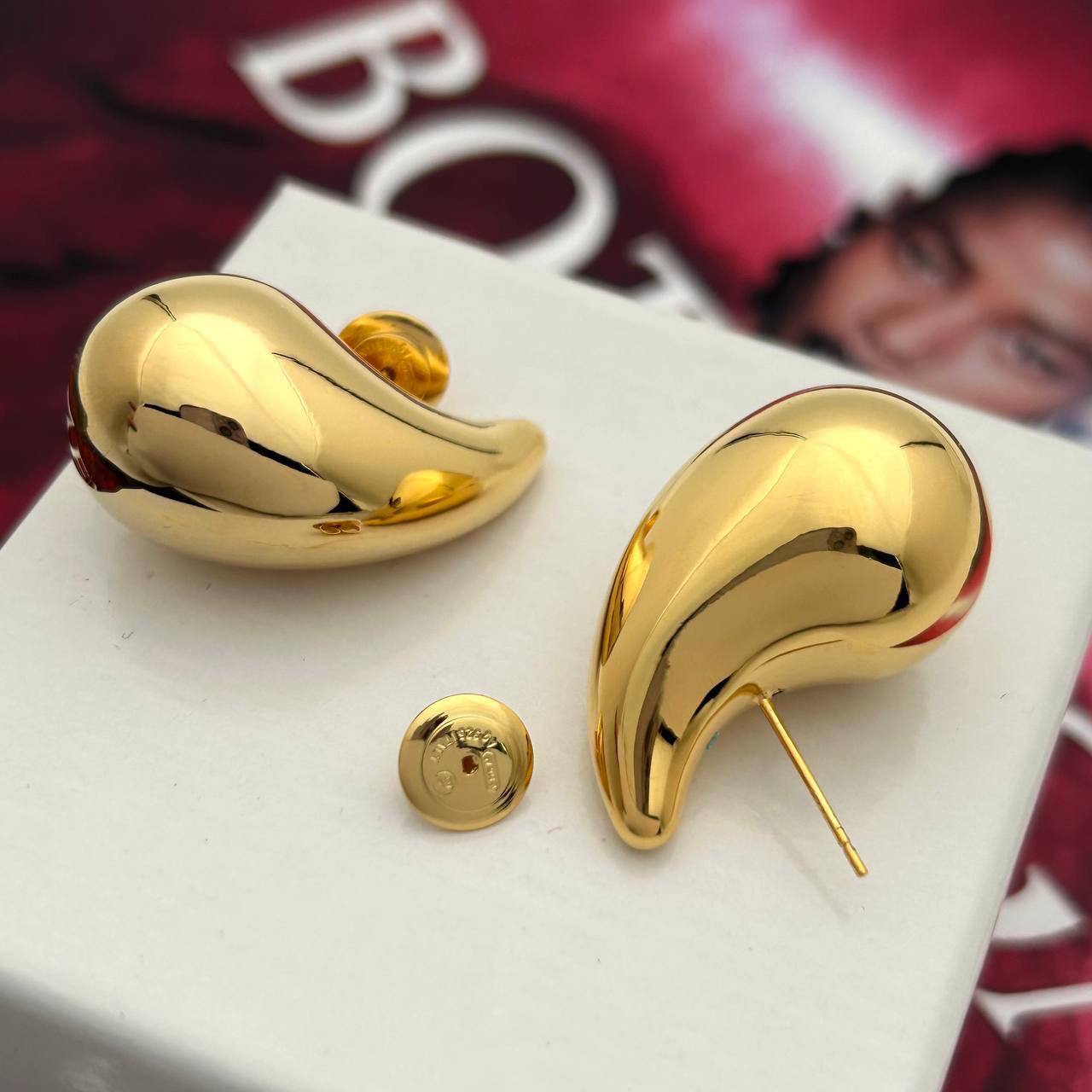 Серьги Bottega капля титан арт.tr1779 золото Серьги Bottega капля титан арт.tr1779 золото