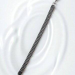 Браслет стразы 3ряда черные стразы арт.tr1816 серебро