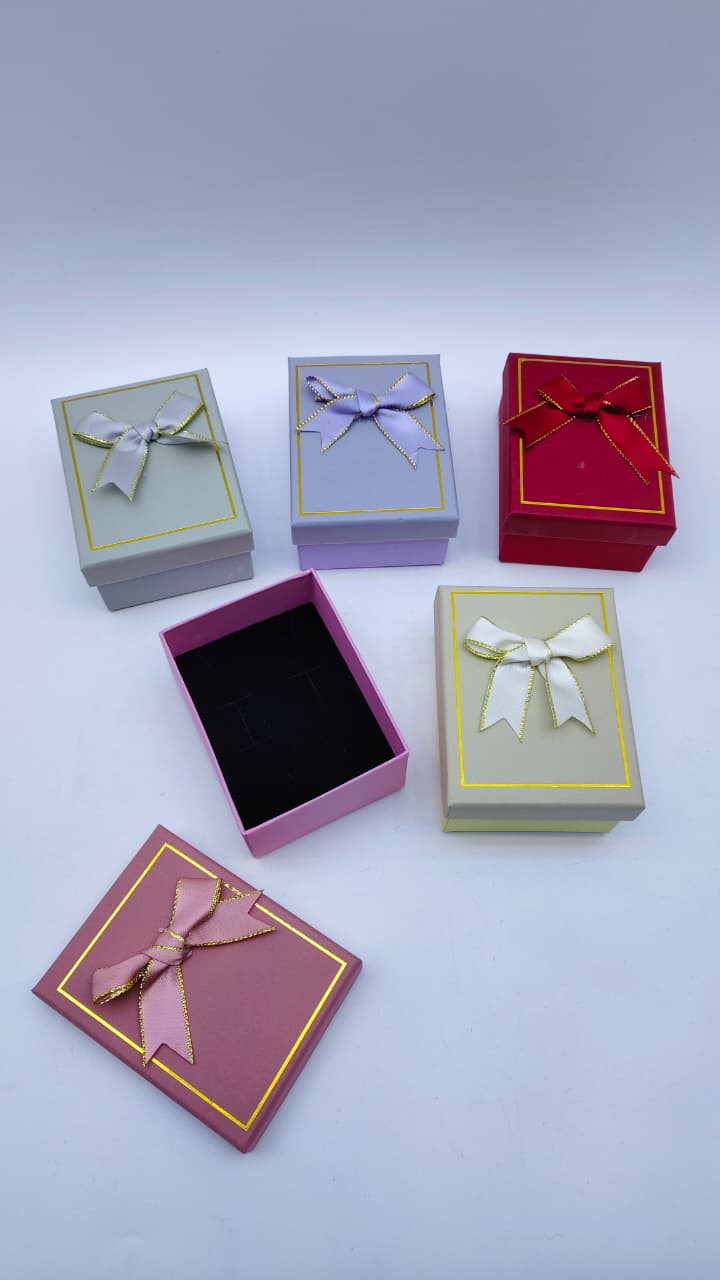 Коробка для бижутерии 9*6,5*4см ассорти 400тг Коробка для бижутерии 9*6,5*4см ассорти 400тг