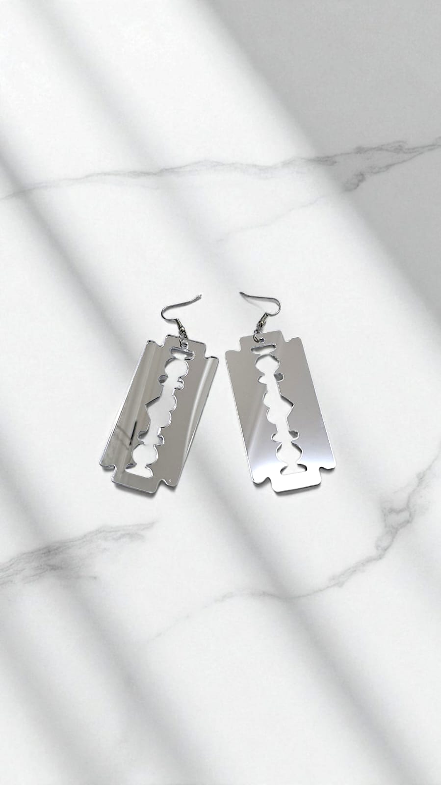 Серьги Лезвие акрил арт.tr2182 серебро Серьги Лезвие акрил арт.tr2182 серебро