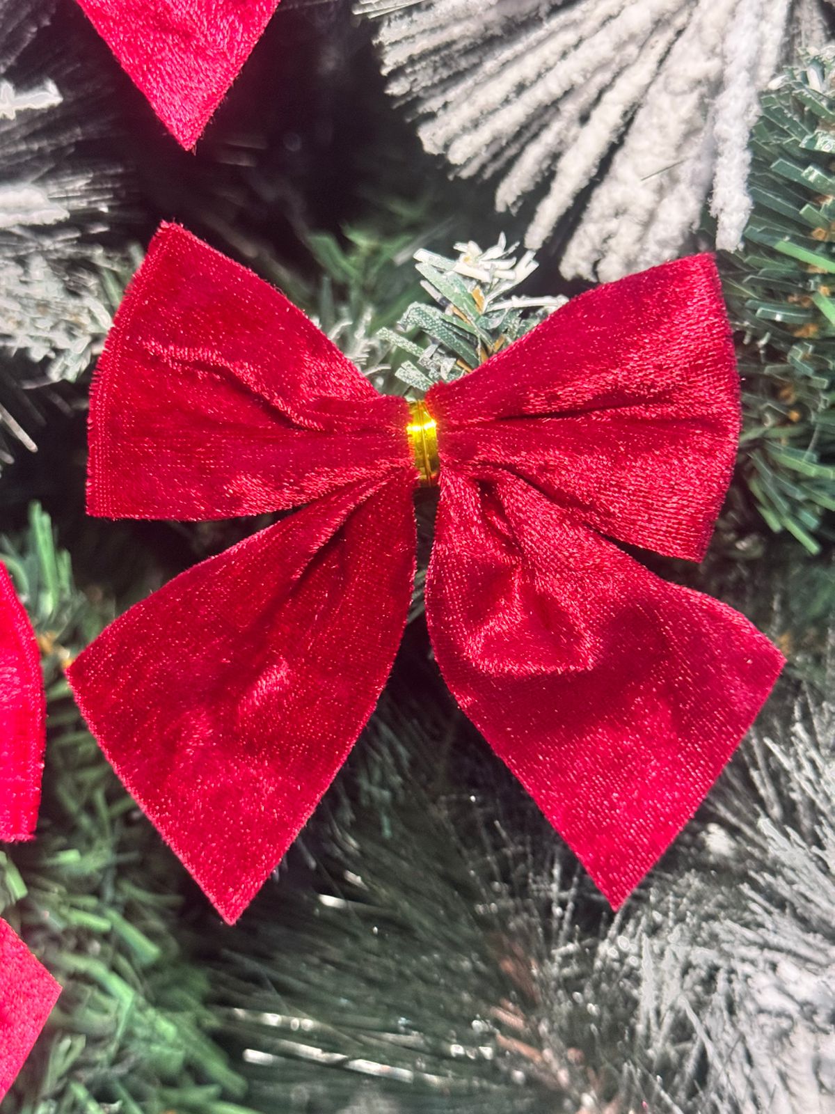 Бантики новогодние бархат 4шт красные арт.6372-35 Бантики новогодние бархат 4шт красные арт.6372-35