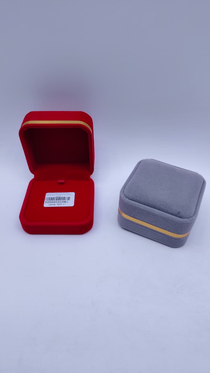 Коробка для бижутерии бархатная 7*7*4см ассорти 800тг Коробка для бижутерии бархатная 7*7*4см ассорти 800тг