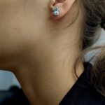 Серьги гвоздики Зайка арт.tr1938 бело-голубой