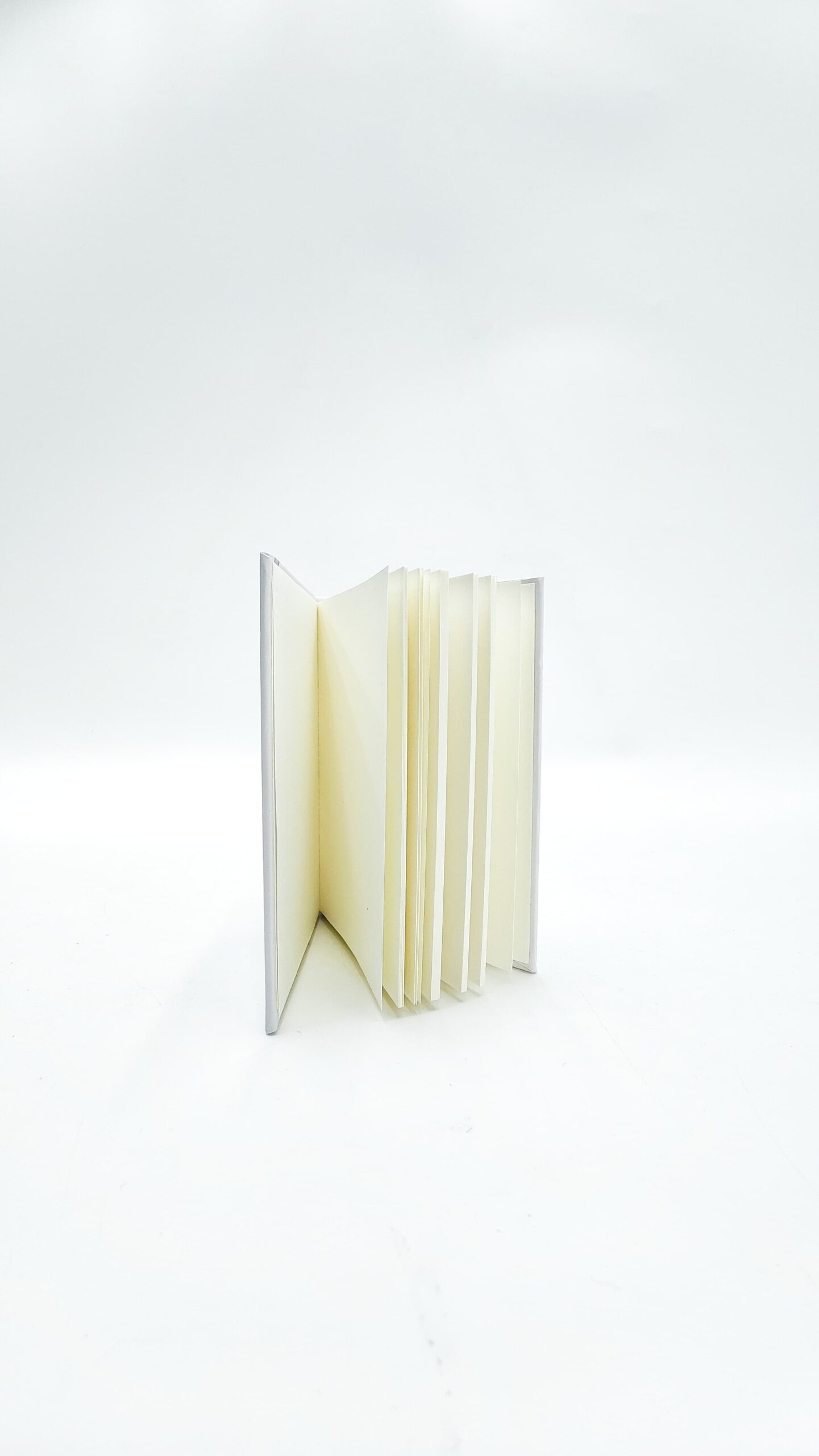 Скетчбук А7 Sweet Dream 80л арт.dxqssa1-1104 с бантиками Скетчбук А7 Sweet Dream 80л арт.dxqssa1-1104 с бантиками