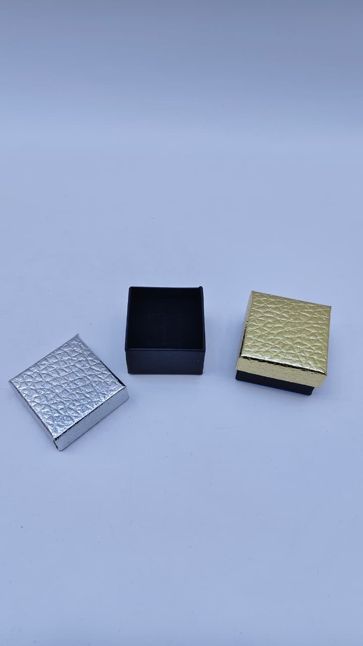 Коробка для бижутерии 5*5*3см арт.tr2872 золото/серебро 250тг Коробка для бижутерии 5*5*3см арт.tr2872 золото/серебро 250тг