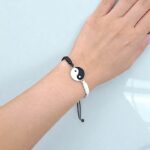 Браслет Инь Янь шамбала арт.tr1982 черно-белый