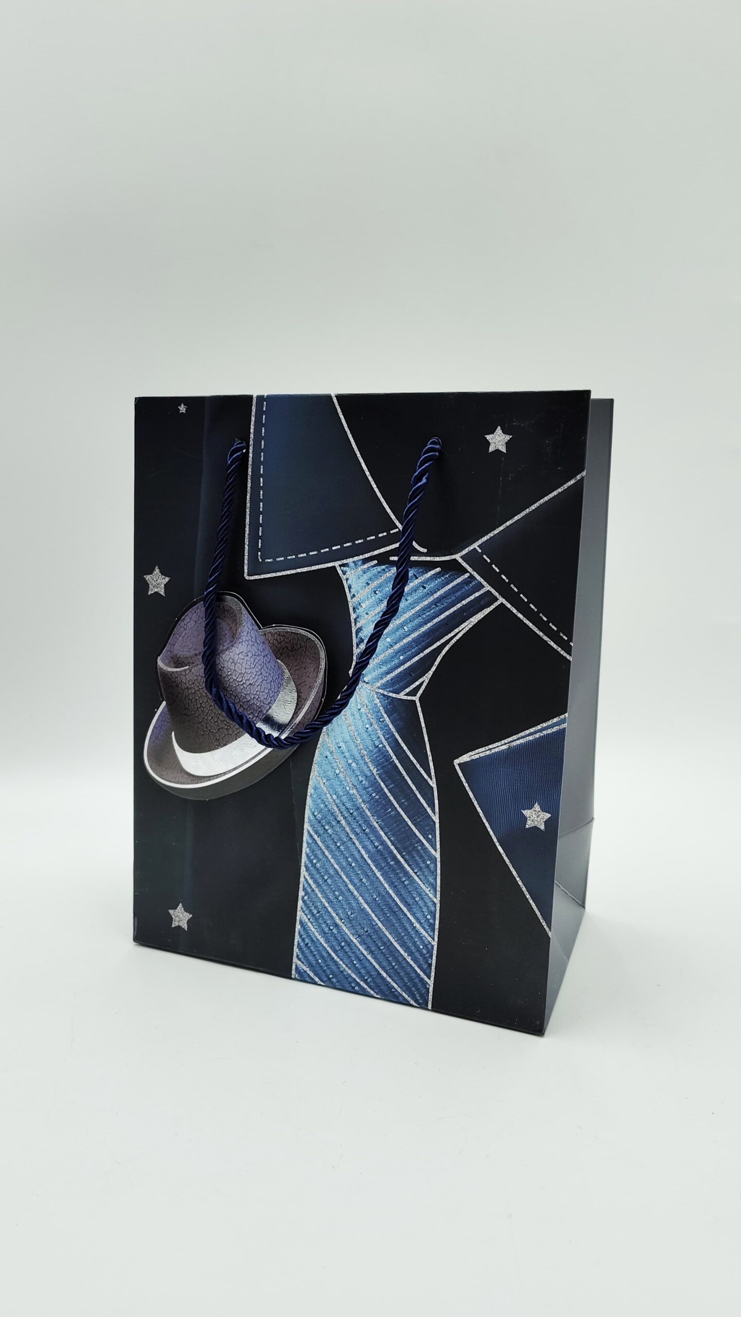 Пакет подарочный с галстуком 3d 18*10*23см арт.wb-0751-2s Пакет подарочный с галстуком 3d 18*10*23см арт.wb-0751-2s