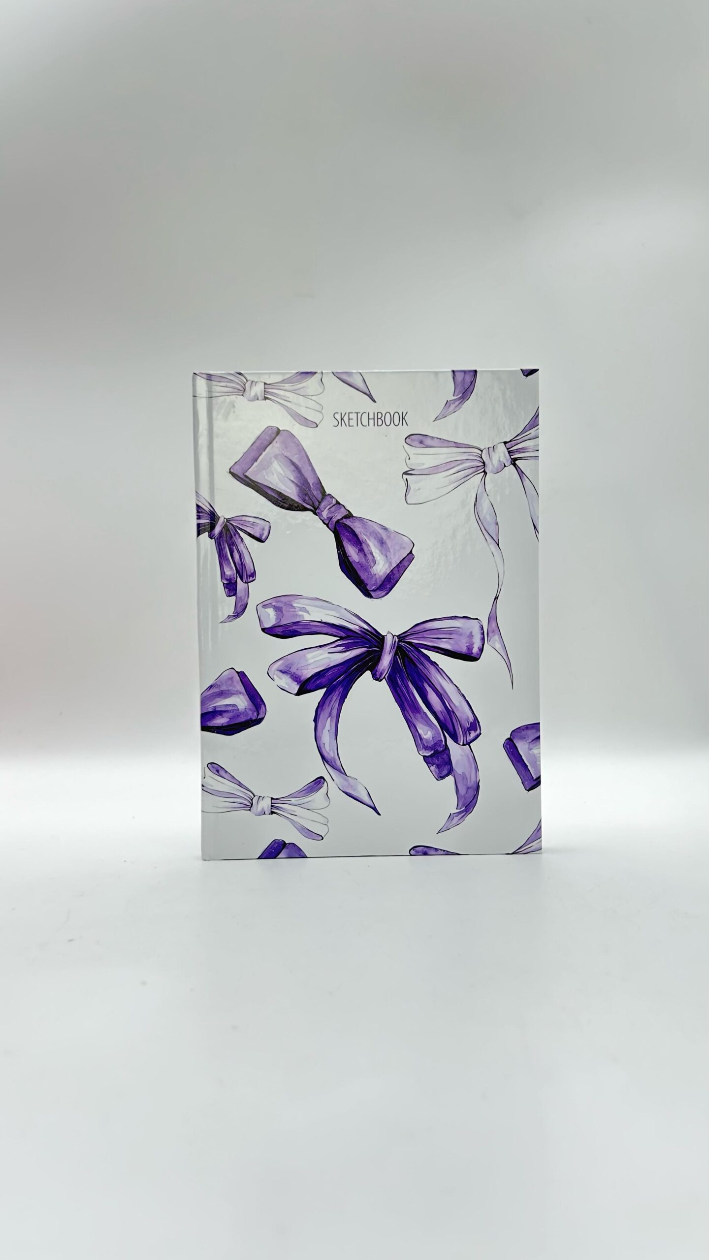 Скетчбук Qazaq Бренд в твердом переплете Бантики арт.tr325 Скетчбук Qazaq Бренд в твердом переплете Бантики арт.tr325