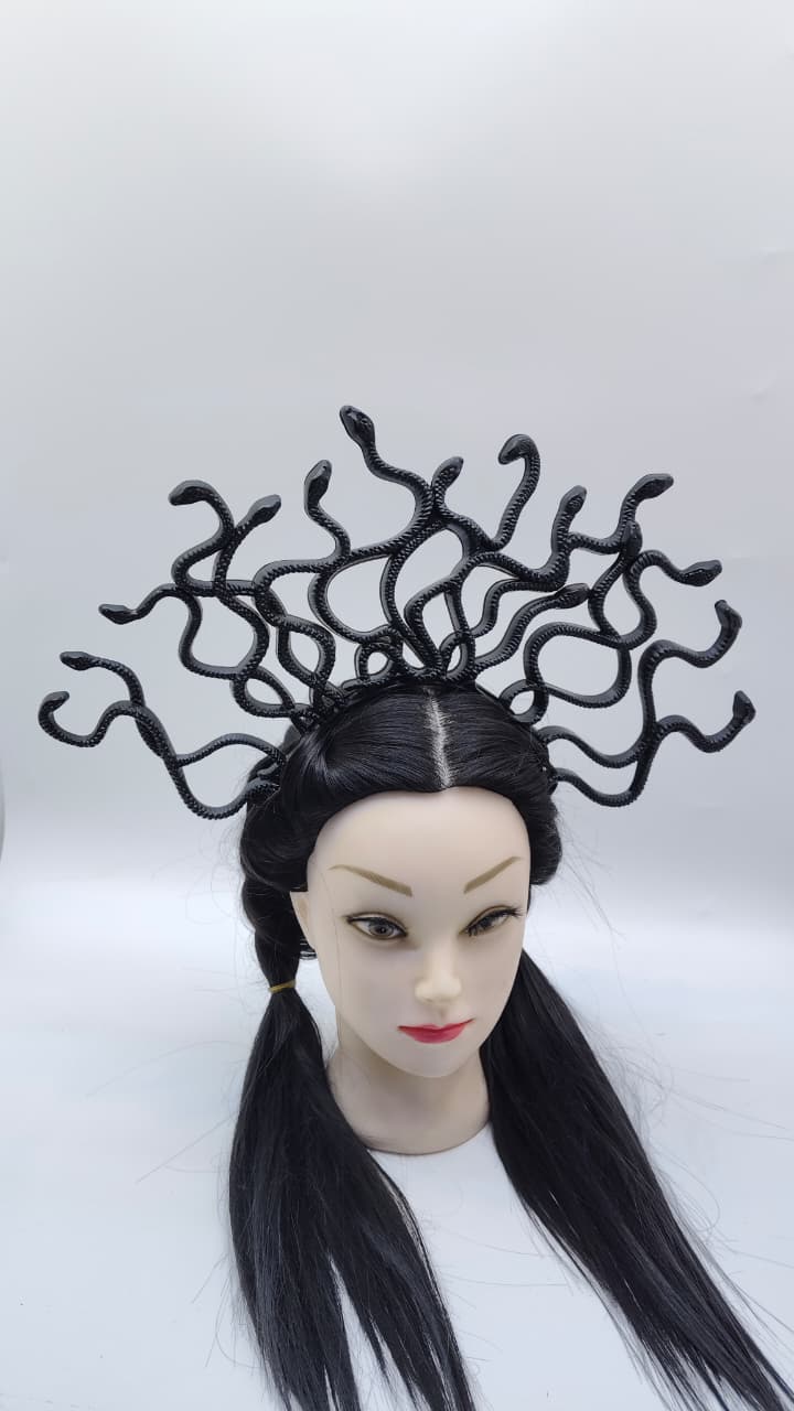 Ободок Змеи черные 2500тг Ободок Змеи черные 2500тг