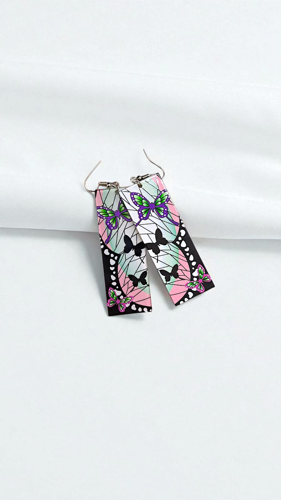 Серьги акрил Шинобу Кочо "Клинок рассекающий демонов" арт.tr2200 Серьги акрил Шинобу Кочо "Клинок рассекающий демонов" арт.tr2200