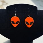 Серьги Хэллоуин голова НЛО арт.tr2195 черно-оранжевые