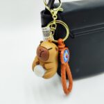 Брелок светящийся Капибара 5,5см арт.tr185 коричневый