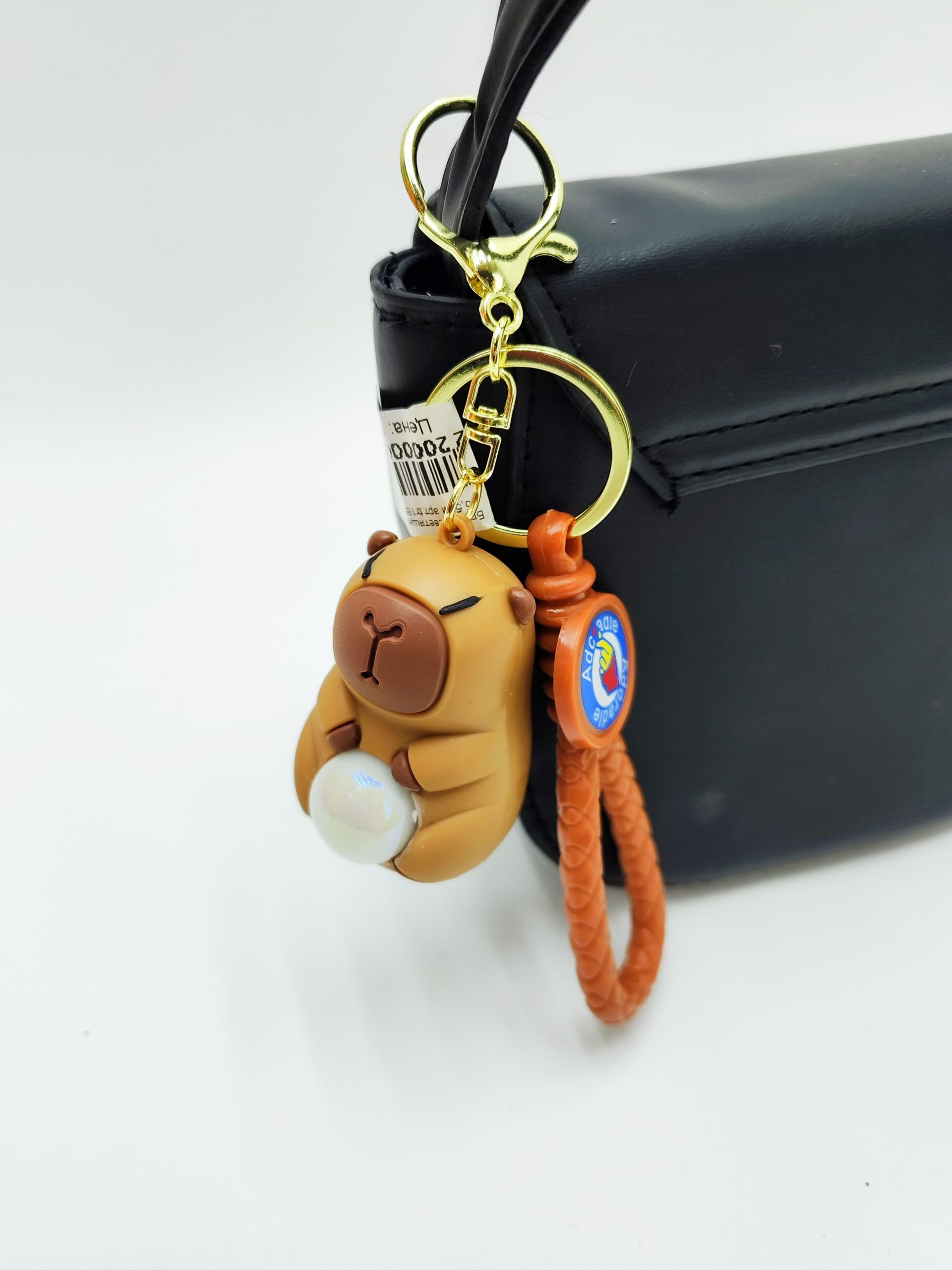 Брелок светящийся Капибара 5,5см арт.tr185 коричневый Брелок светящийся Капибара 5,5см арт.tr185 коричневый