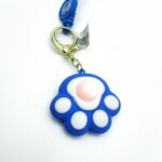 Брелок Лапка светящаяся 5,5см арт.666-30 синяя