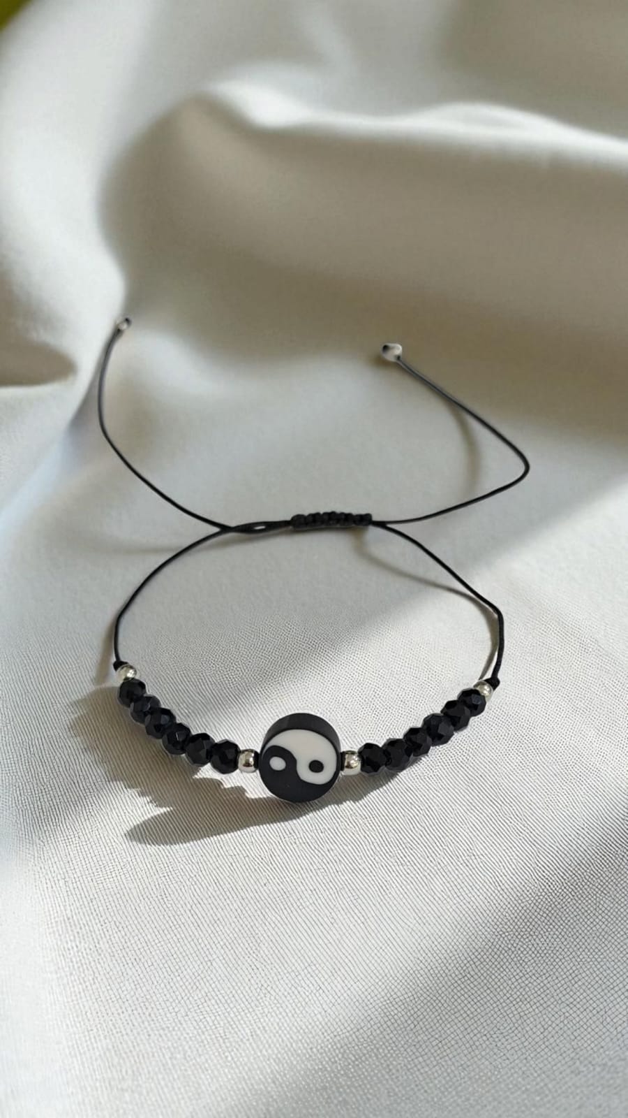 Браслет Инь Янь шамбала арт.tr1744 черные бусины Браслет Инь Янь шамбала арт.tr1744 черные бусины