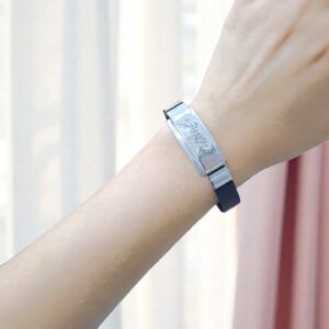 Браслет силиконовый регулируемый с металлической вставкой Stray Kids арт.tr2150 серебро