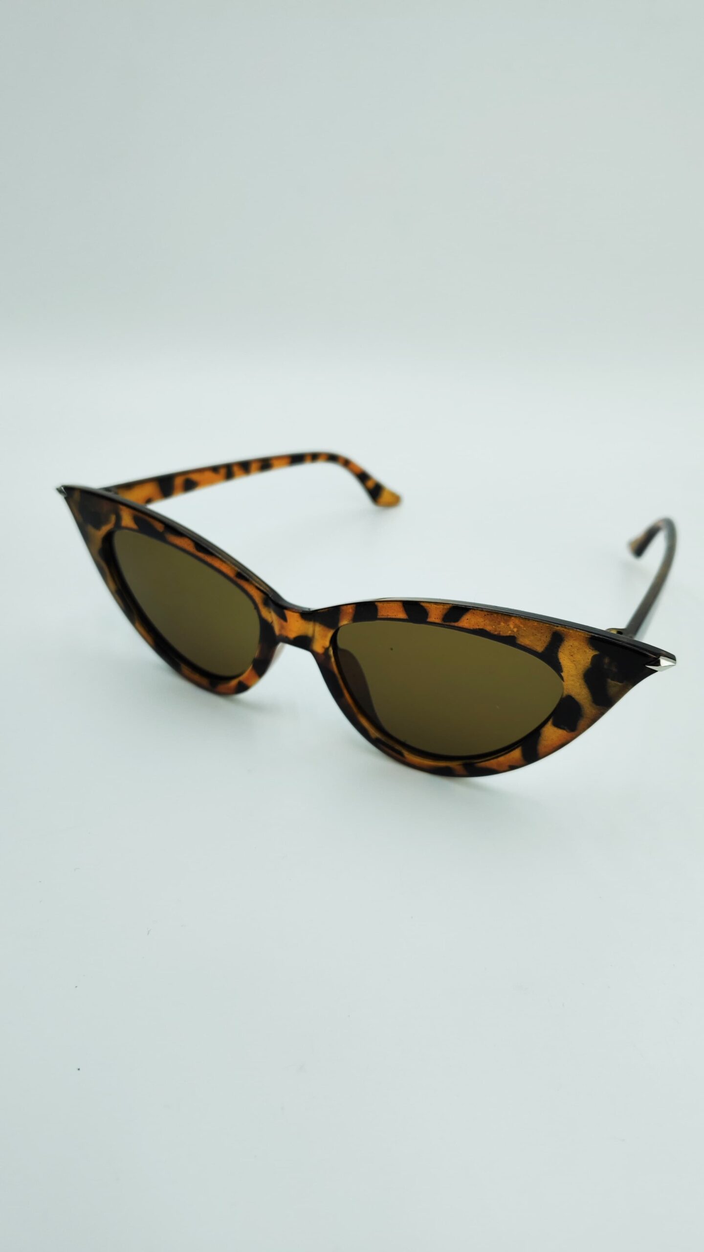 Очки солнцезащитные арт.tr374 коричневые Очки солнцезащитные арт.tr374 коричневые