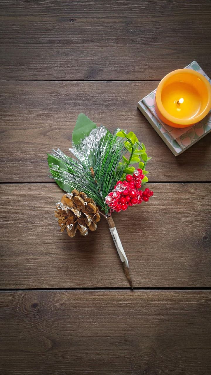 Новогодняя ветка хвои ассорти 700тг Новогодняя ветка хвои ассорти 700тг