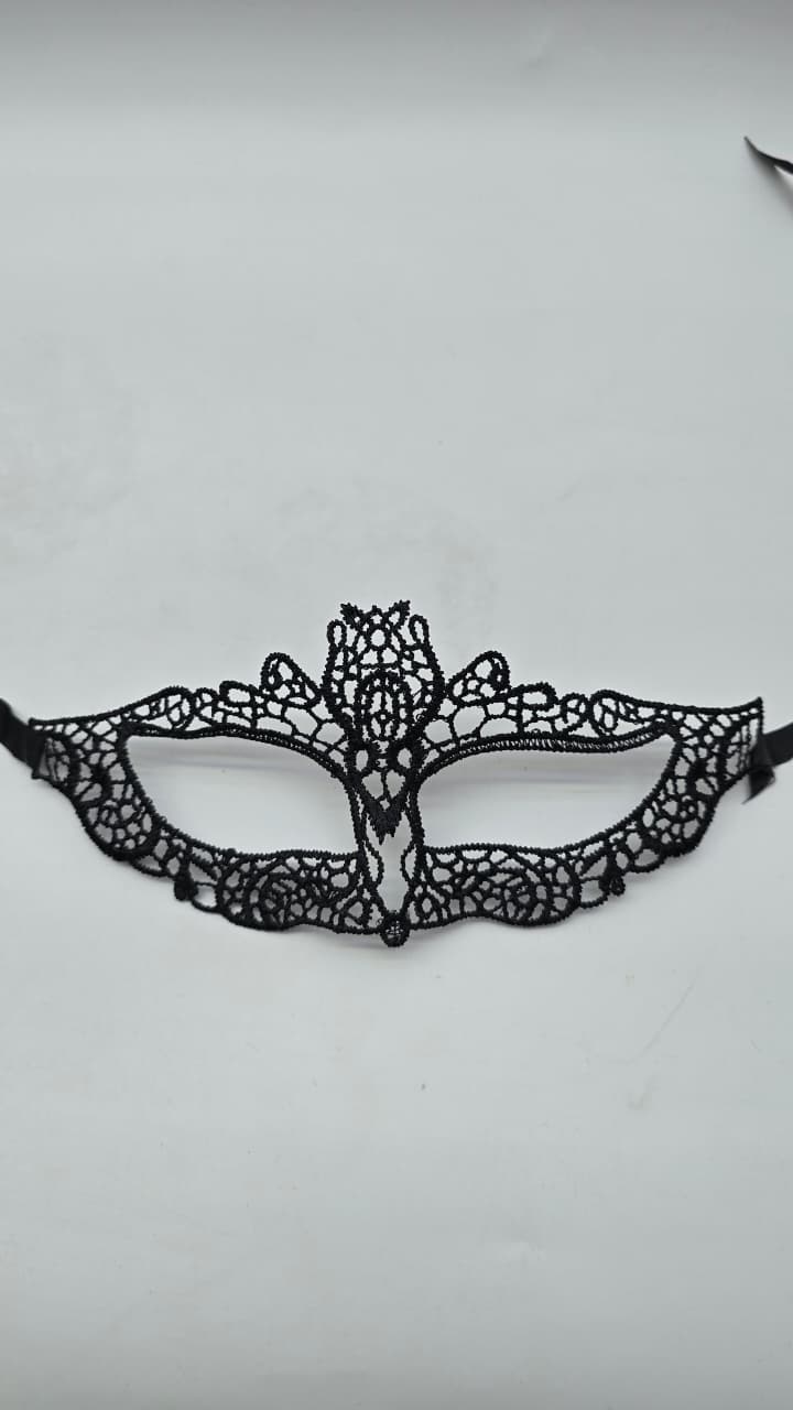 Маска карнавальная арт.tr2798 ажурная 500тг Маска карнавальная арт.tr2798 ажурная 500тг