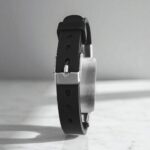 Браслет силиконовый регулируемый с металлической вставкой автограф "BTS-JIN" арт.tr2061 серебро