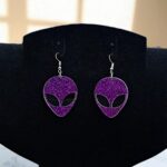 Серьги Хэллоуин голова НЛО арт.tr2196 черно-фиолетовые с блестками