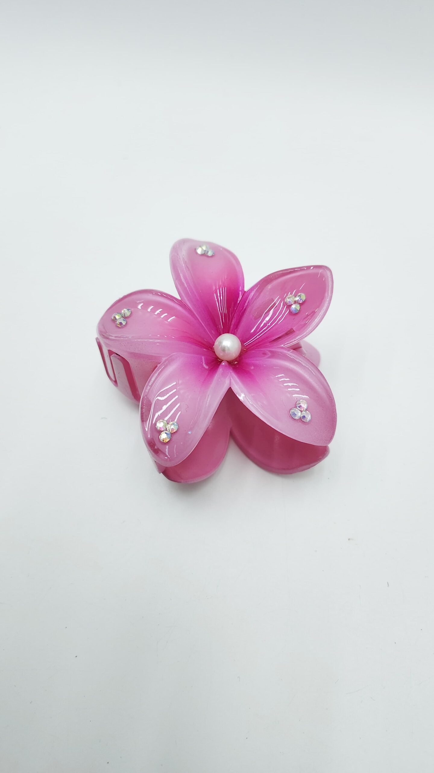 Крабик Гавайский цветок 8см арт.tr525 со стразами и жемчугом фуксия Крабик Гавайский цветок 8см арт.tr525 со стразами и жемчугом фуксия