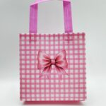 Подарочный пакет-шоппер розовый с бантиком в клеточку 20*22*9см арт.9034-1