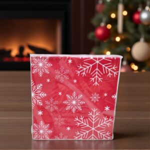 Салфетки новогодние 16,5*16,5см уп 20шт красные со снежинками