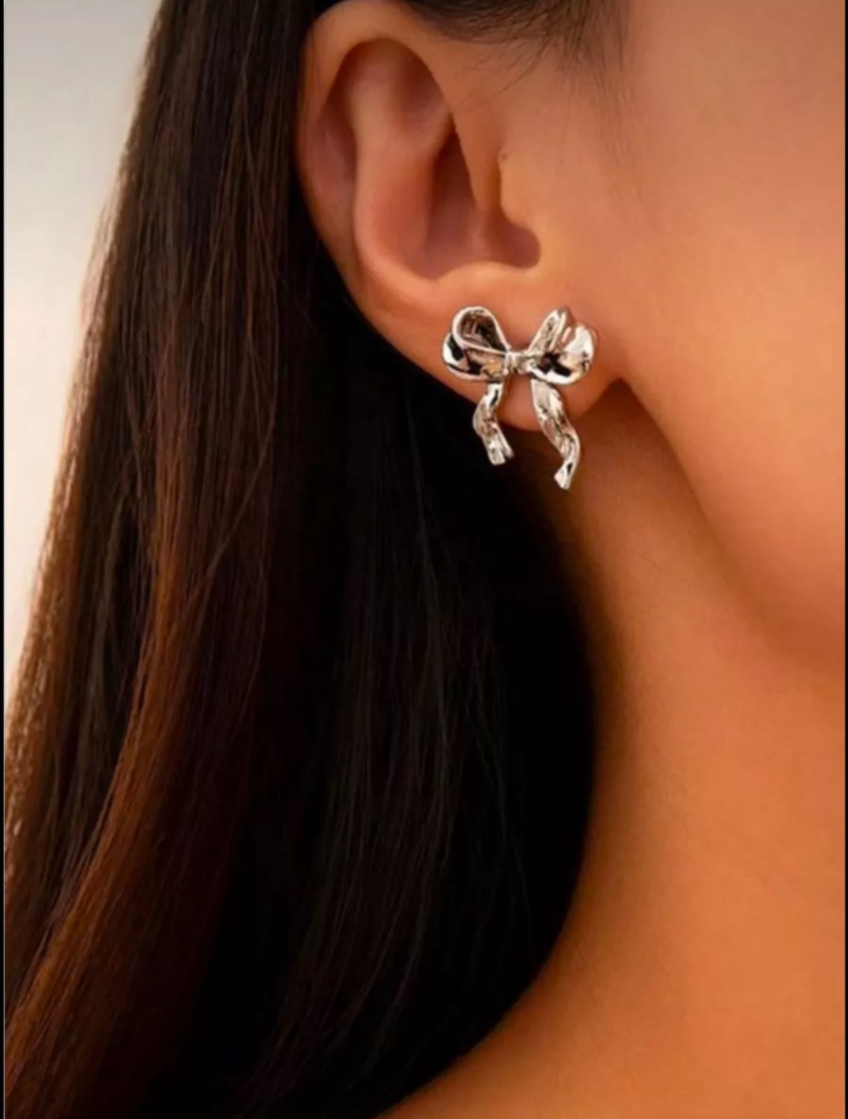 Серьги Бантики титан 2,5см арт.tr1773 серебро Серьги Бантики титан 2,5см арт.tr1773 серебро