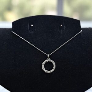 Кулон титан круг со стразами и крестиками арт.tr2114 серебро