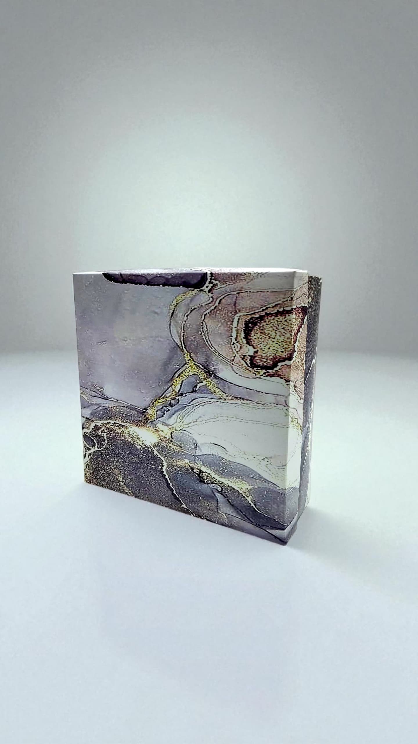 Коробка мрамор 22*22*10 1200тг Коробка мрамор 22*22*10 1200тг