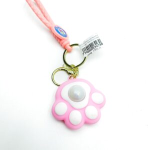 Брелок Лапка светящаяся 5,5см арт.666-30 розовая