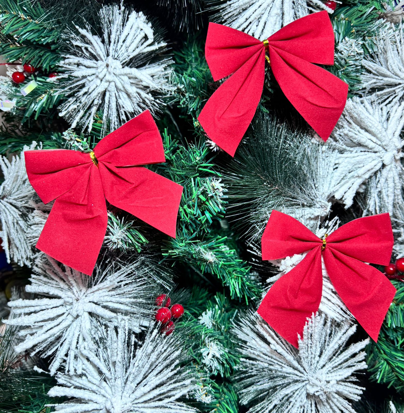 Бантики новогодние 3шт красные арт.6372-27 Бантики новогодние 3шт красные арт.6372-27