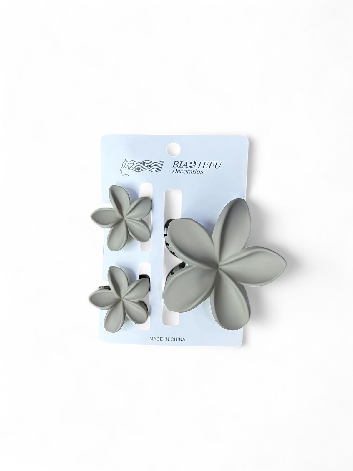 Крабик Гавайский цветок 4-8см уп 3шт арт.tr2527 матовый серо-бежевый Крабик Гавайский цветок 4-8см уп 3шт арт.tr2527 матовый серо-бежевый