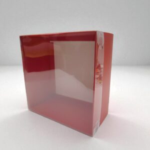 Коробка с окошком 25*25*10 арт.222 красная 1000тг