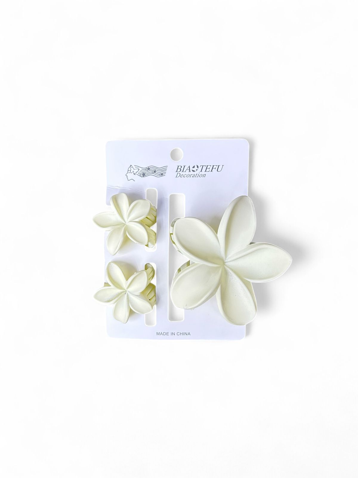 Крабик Гавайский цветок 4-8см уп 3шт арт.tr2528 матовый светло-кремовый Крабик Гавайский цветок 4-8см уп 3шт арт.tr2528 матовый светло-кремовый