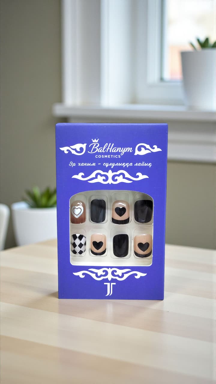 Ногти накладные Balhanym арт.r659 шахматные сердца Ногти накладные Balhanym арт.r659 шахматные сердца