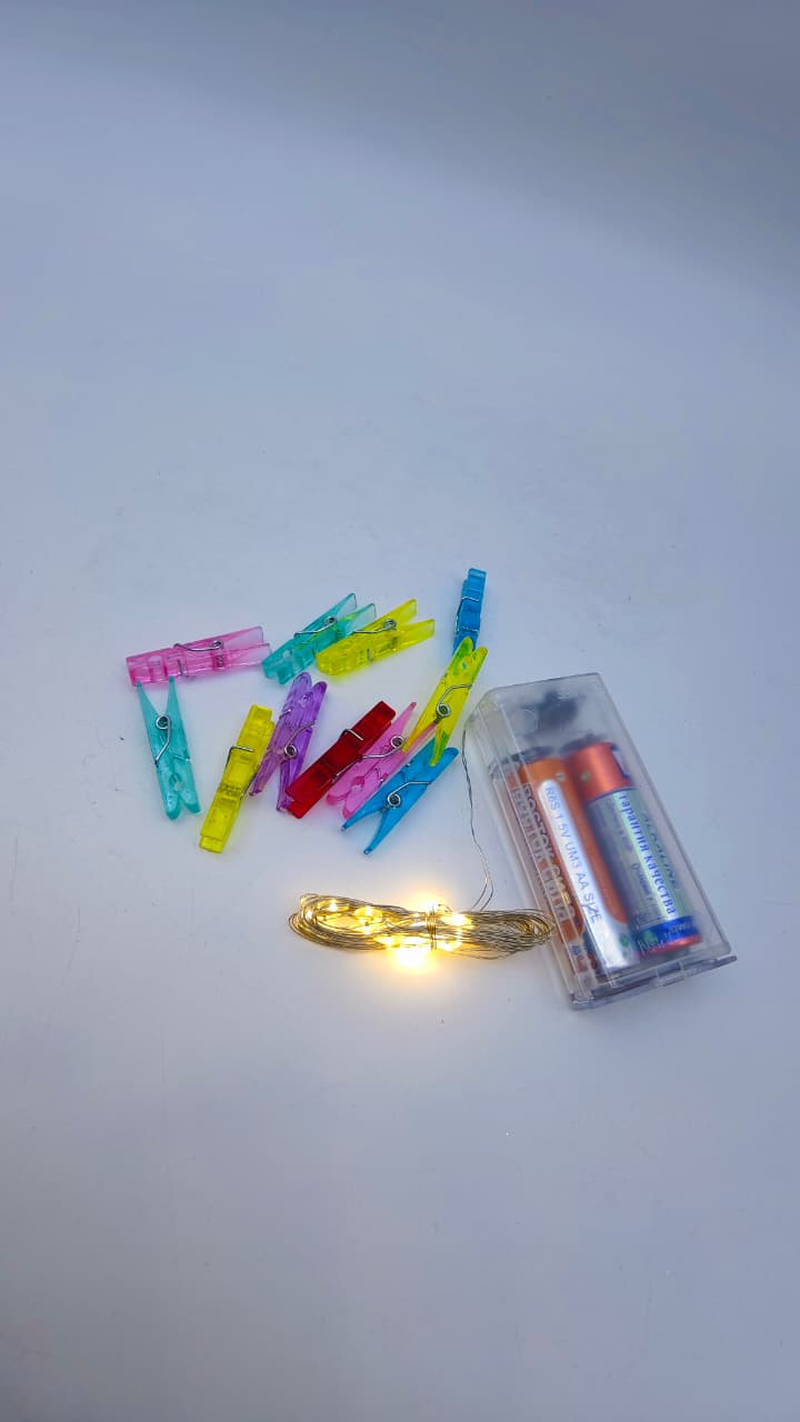 Гирлянда с прищепками 2м арт.6949-1 теплый свет 500тг Гирлянда с прищепками 2м арт.6949-1 теплый свет 500тг